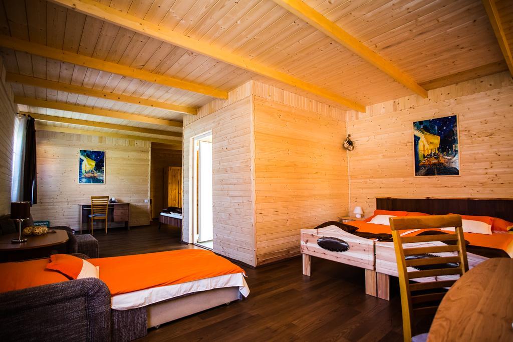 Szatmar Beregi Elmenyliget Aparthotel Fehergyarmat Bagian luar foto