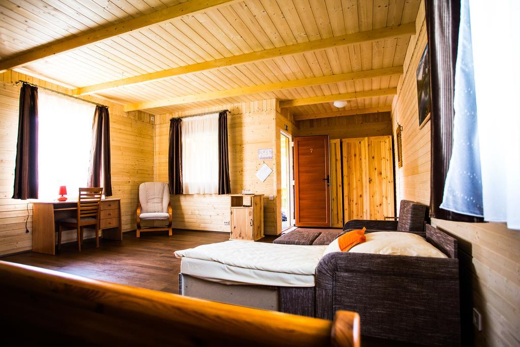 Szatmar Beregi Elmenyliget Aparthotel Fehergyarmat Bagian luar foto