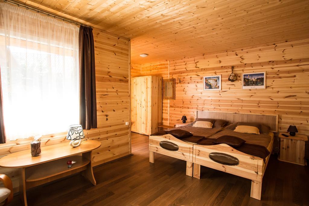 Szatmar Beregi Elmenyliget Aparthotel Fehergyarmat Bagian luar foto